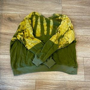 wild and fable dark green and brown tie-dye sweatshirt